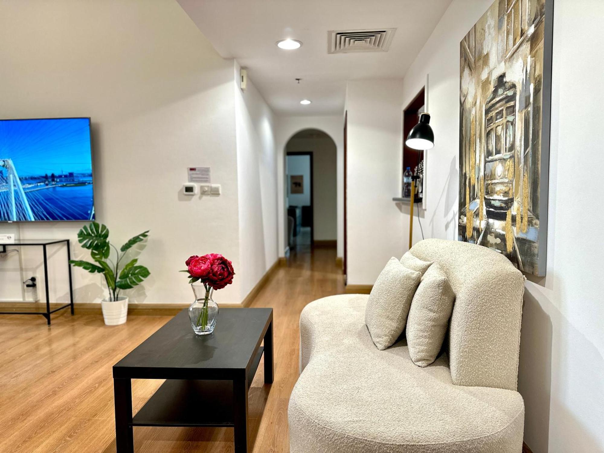 Beautiful 2Br & 4Br Apartments On Jbr Beach, Walking Distance To Bluewaters Island - By Sunkissed Holiday Homes Дубай Екстериор снимка