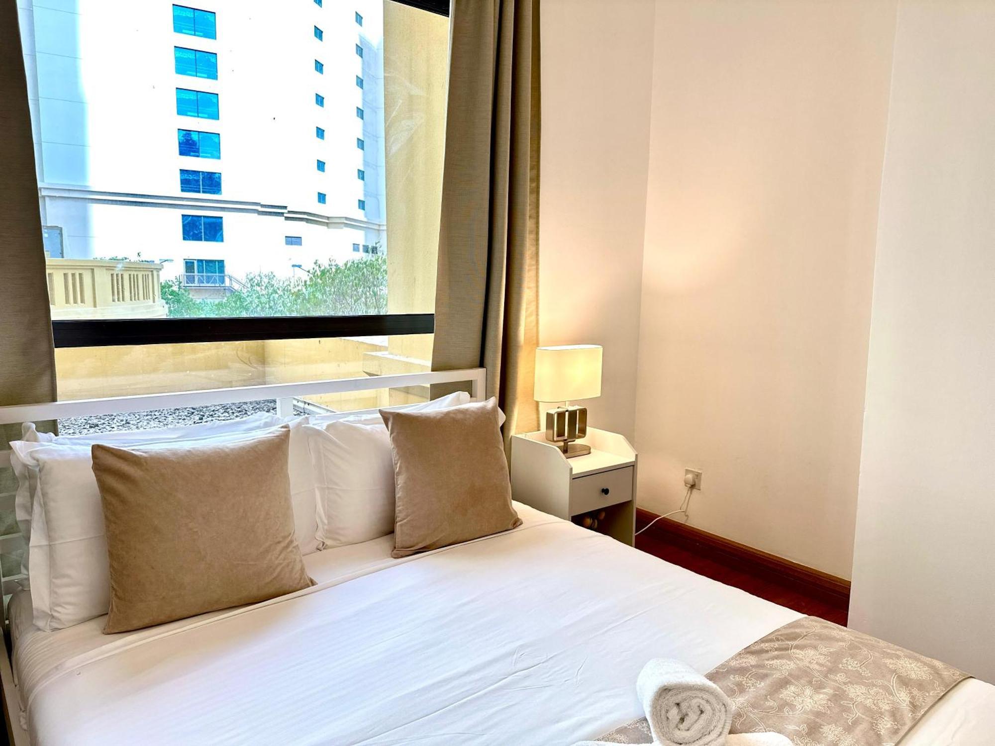 Beautiful 2Br & 4Br Apartments On Jbr Beach, Walking Distance To Bluewaters Island - By Sunkissed Holiday Homes Дубай Екстериор снимка